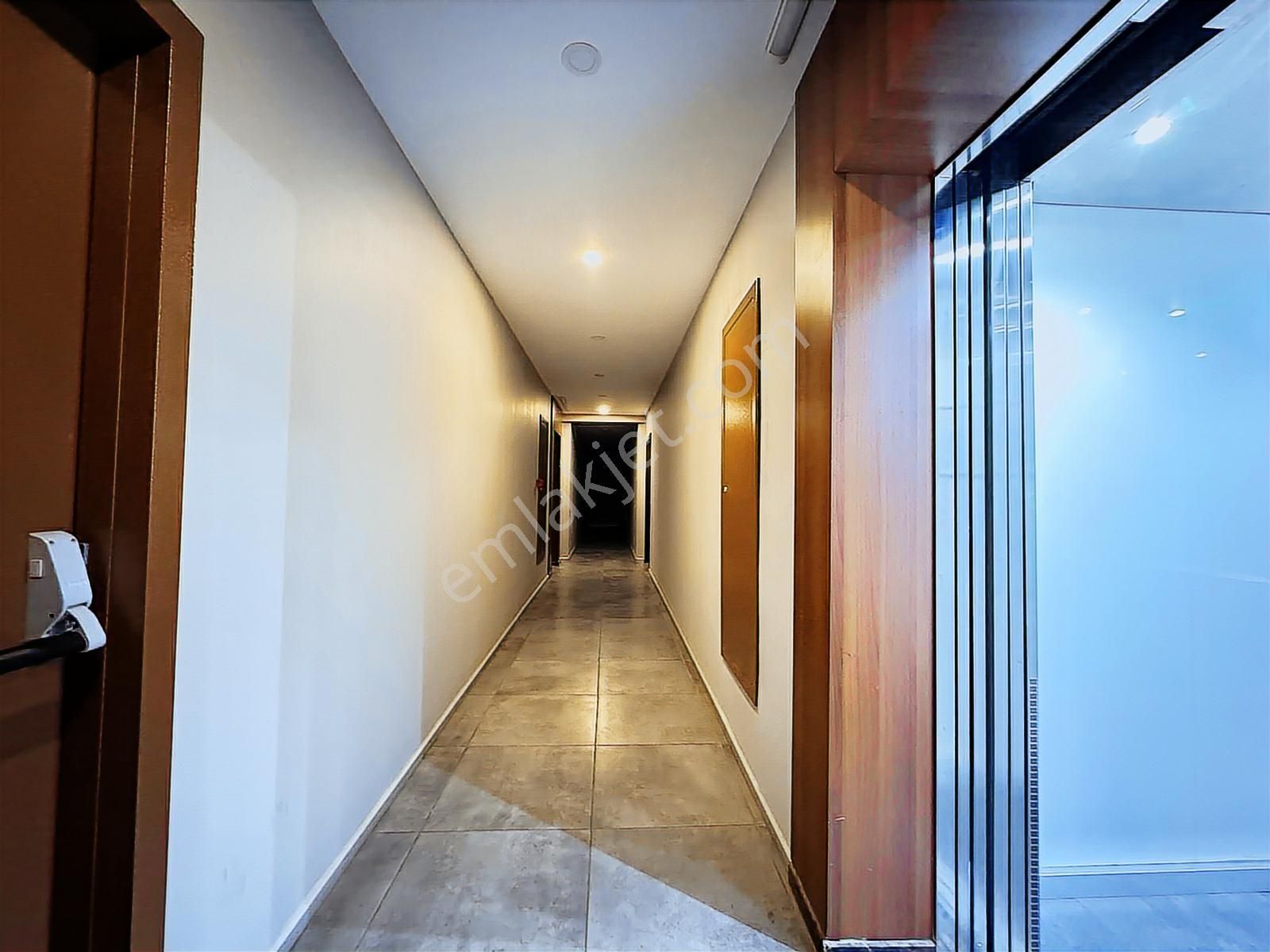 Suadiye'de 3+1 Net 95m2 Ebv Banyolu Havuzlu Site Özellikli Boş - Görsel 22