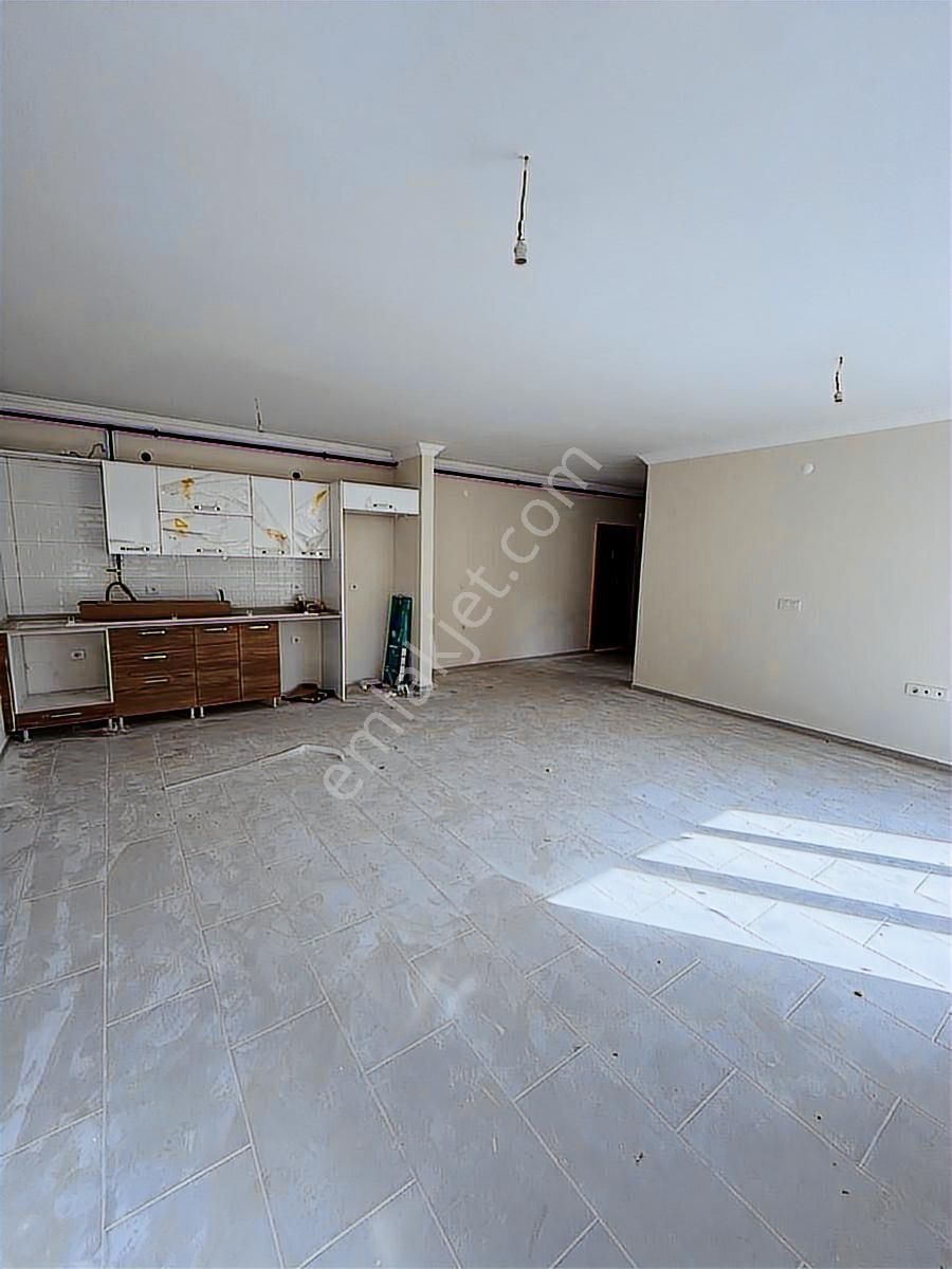 Pelıtlıde Satılık 1+1 Daıre - Görsel 3