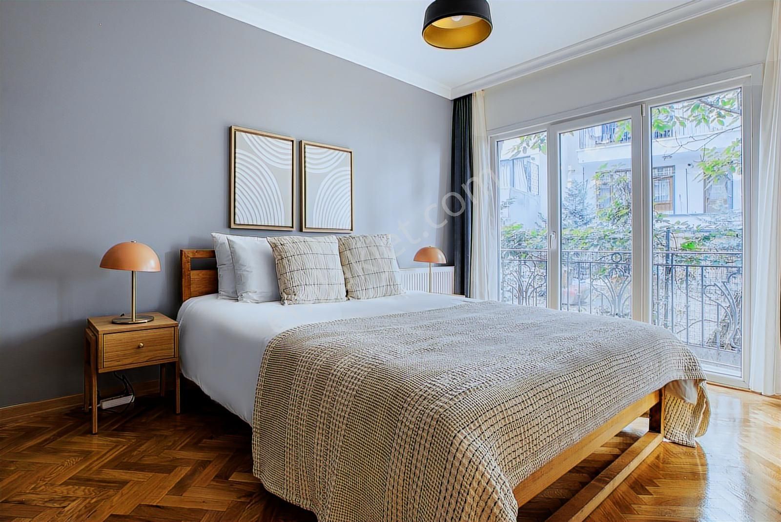 Çukurcuma Masumiyet Müzesi Sokağında Yeni Binada Full Eşyalı 1+1 - Görsel 7