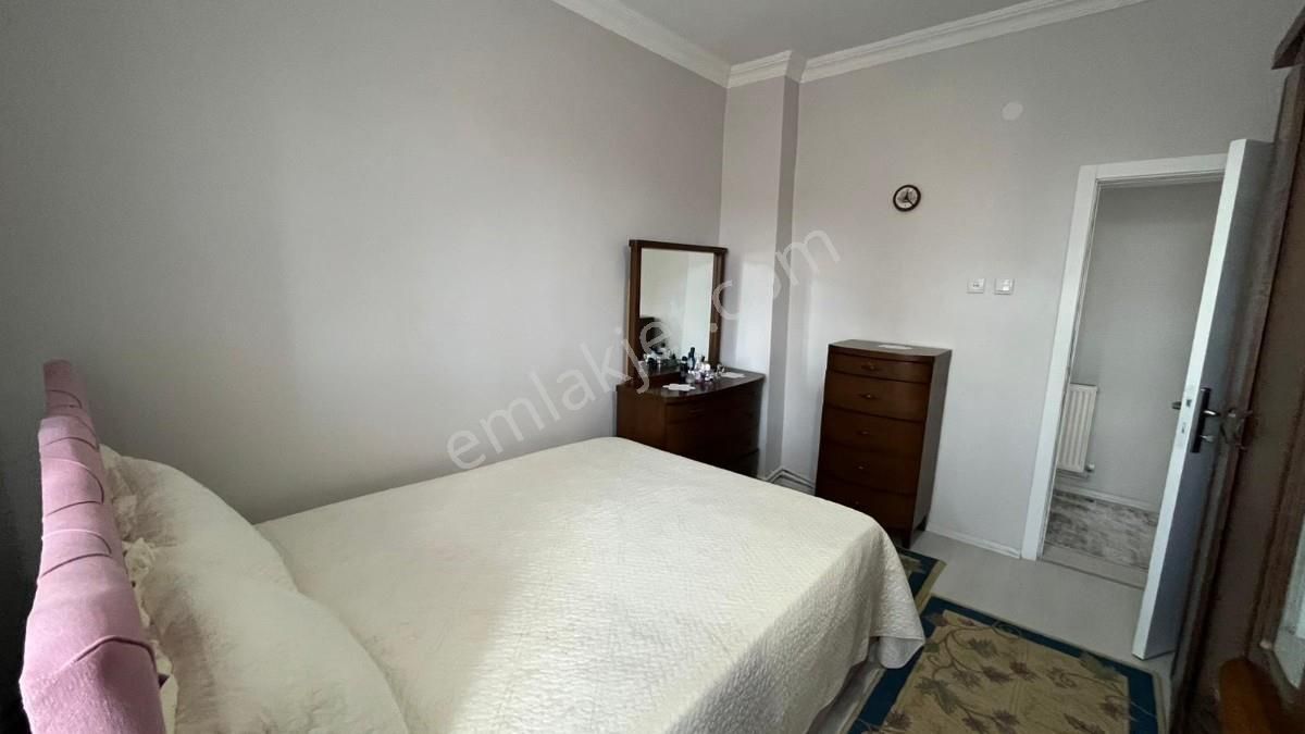 Fiyat Düştü!! 400 Evlerde Kapalı Garajlı 2+1 Satılık Daire - Görsel 12