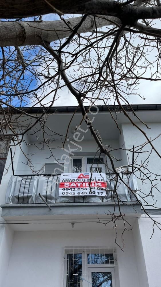 Fiyat Düştü!! 400 Evlerde Kapalı Garajlı 2+1 Satılık Daire - Görsel 9