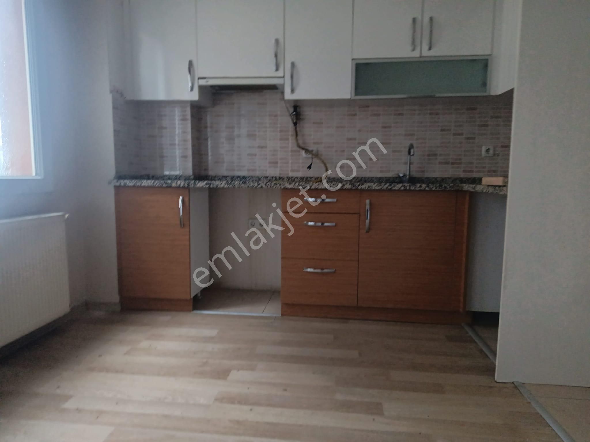 Buket Emlaktan 2+1 Kiralık Daire Doğalgazlı Ara Kat Asansörlü - Görsel 14