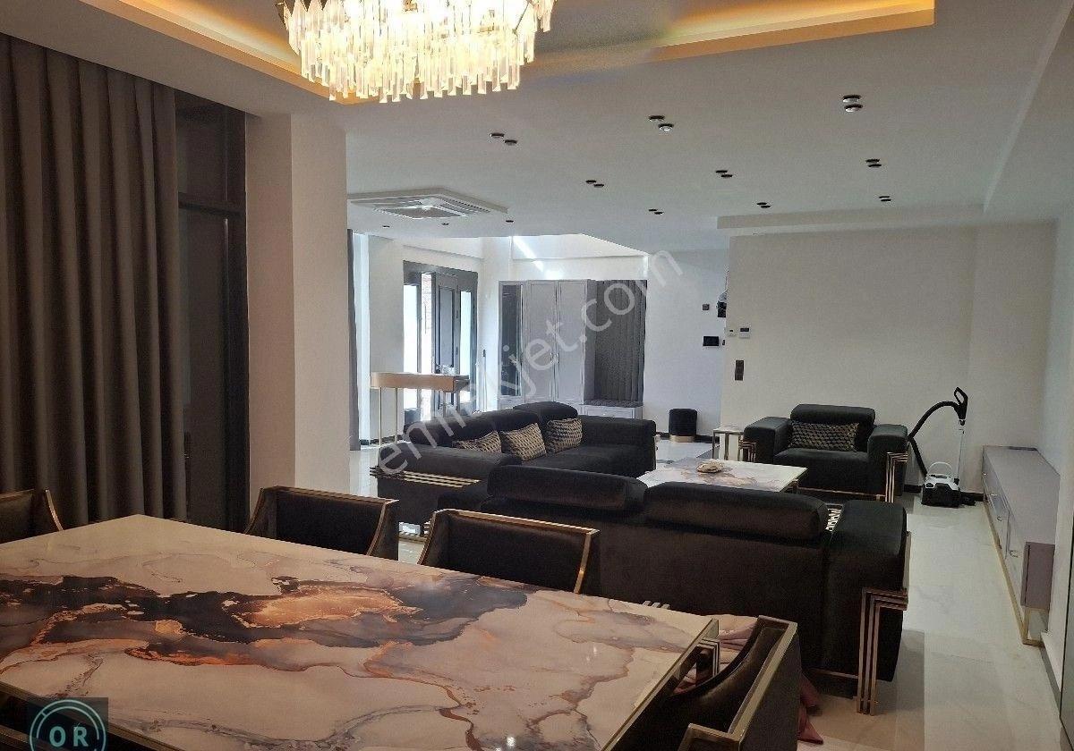 Kuzeytepe Bahçelievler Sitesi 7+1 Tripleks 577 M2 Alanlı Garaj Ve Bahçe Peyzajlı Satılık Villa - Görsel 32