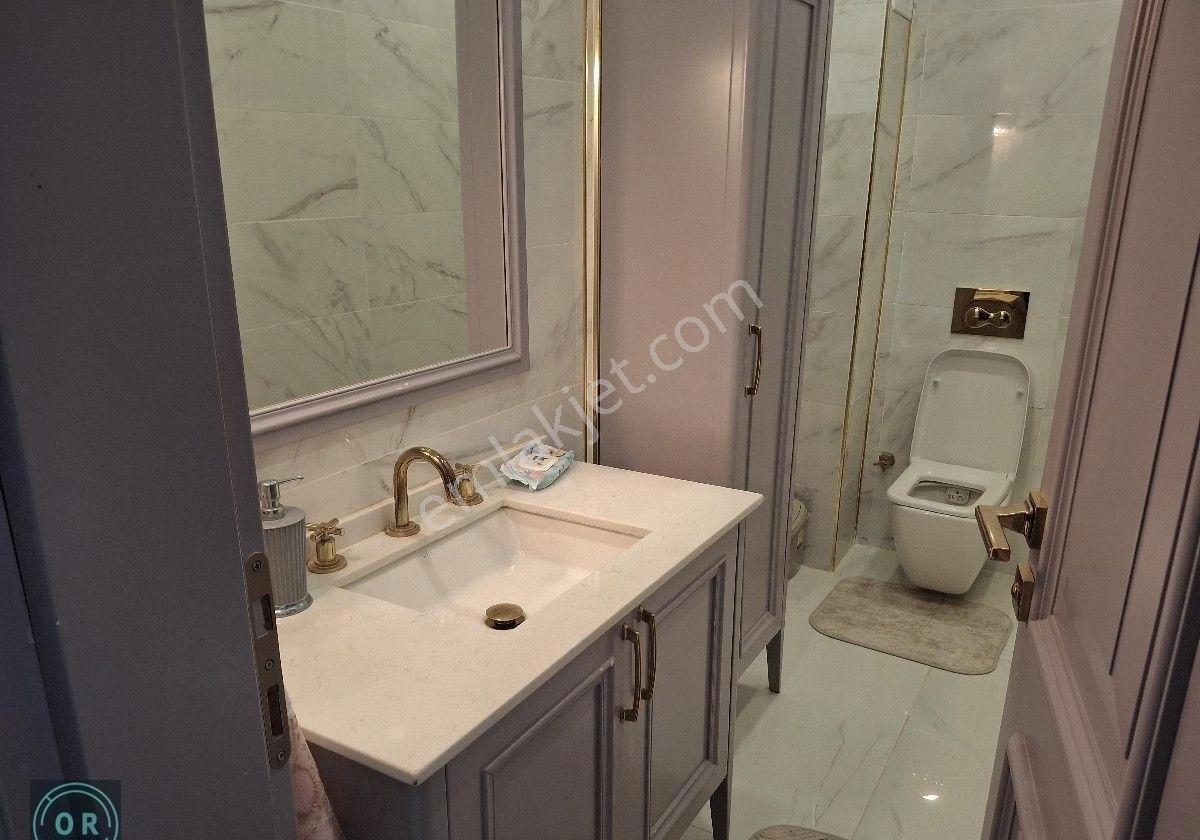 Kuzeytepe Bahçelievler Sitesi 7+1 Tripleks 577 M2 Alanlı Garaj Ve Bahçe Peyzajlı Satılık Villa - Görsel 28