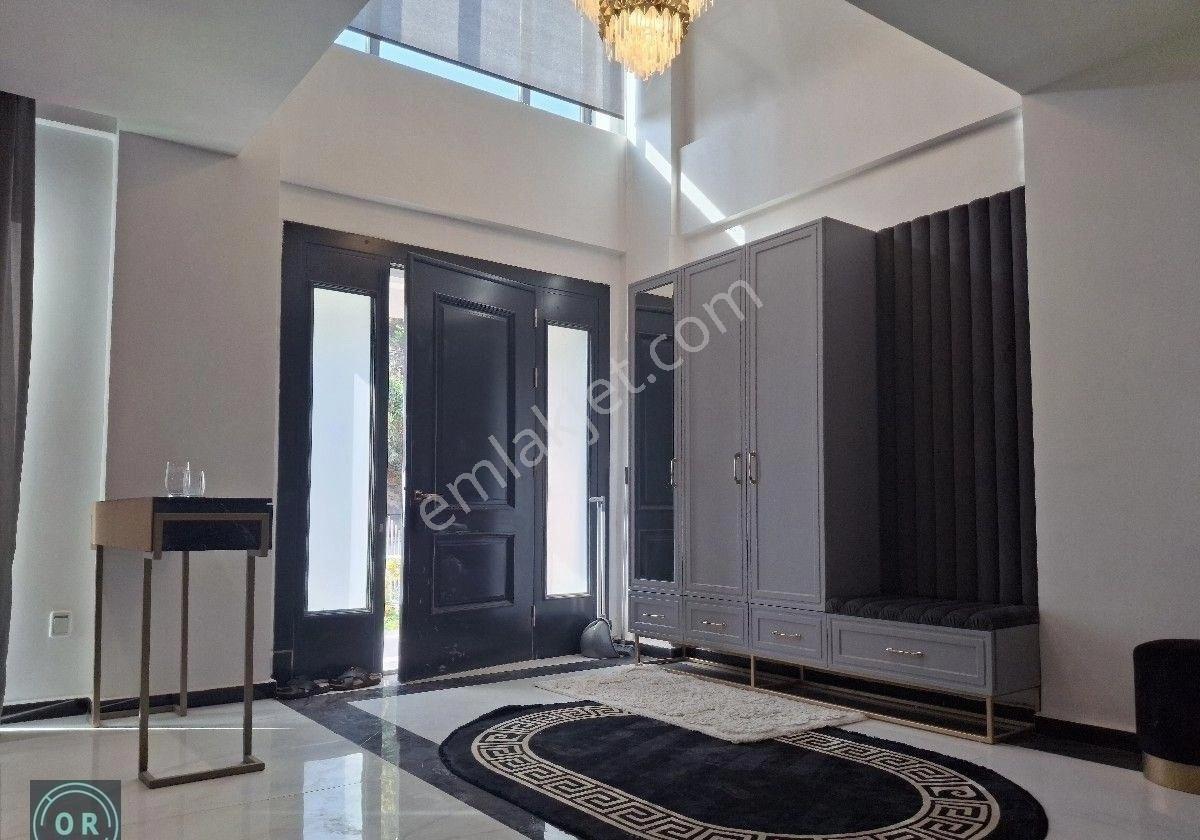 Kuzeytepe Bahçelievler Sitesi 7+1 Tripleks 577 M2 Alanlı Garaj Ve Bahçe Peyzajlı Satılık Villa - Görsel 16
