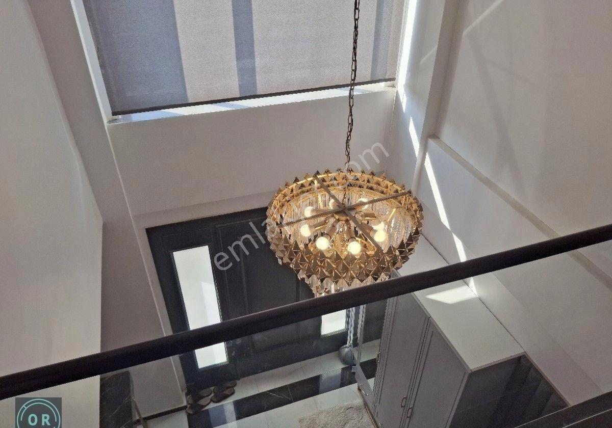 Kuzeytepe Bahçelievler Sitesi 7+1 Tripleks 577 M2 Alanlı Garaj Ve Bahçe Peyzajlı Satılık Villa - Görsel 7