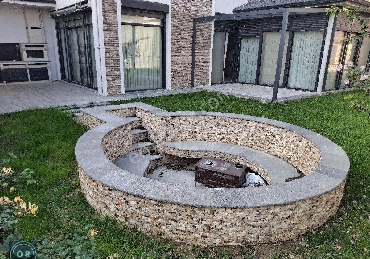 Kuzeytepe Bahçelievler Sitesi 7+1 Tripleks 577 M2 Alanlı Garaj Ve Bahçe Peyzajlı Satılık Villa - Görsel 13