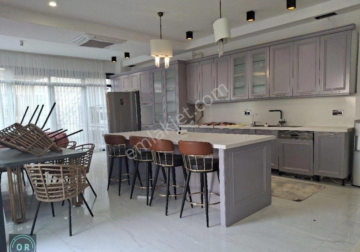 Kuzeytepe Bahçelievler Sitesi 7+1 Tripleks 577 M2 Alanlı Garaj Ve Bahçe Peyzajlı Satılık Villa - Görsel 5