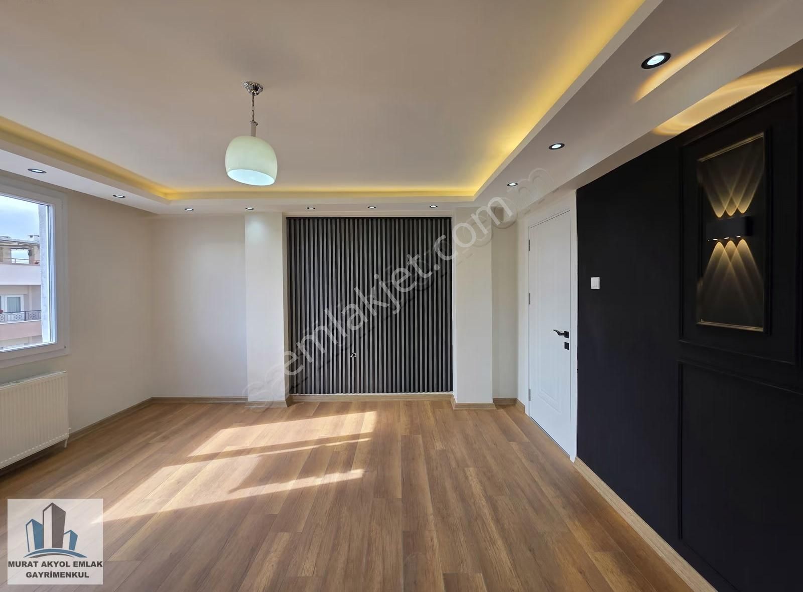 İşçievlerinde 3 Oda 1 Salon Full Yapılı Satılık Daire