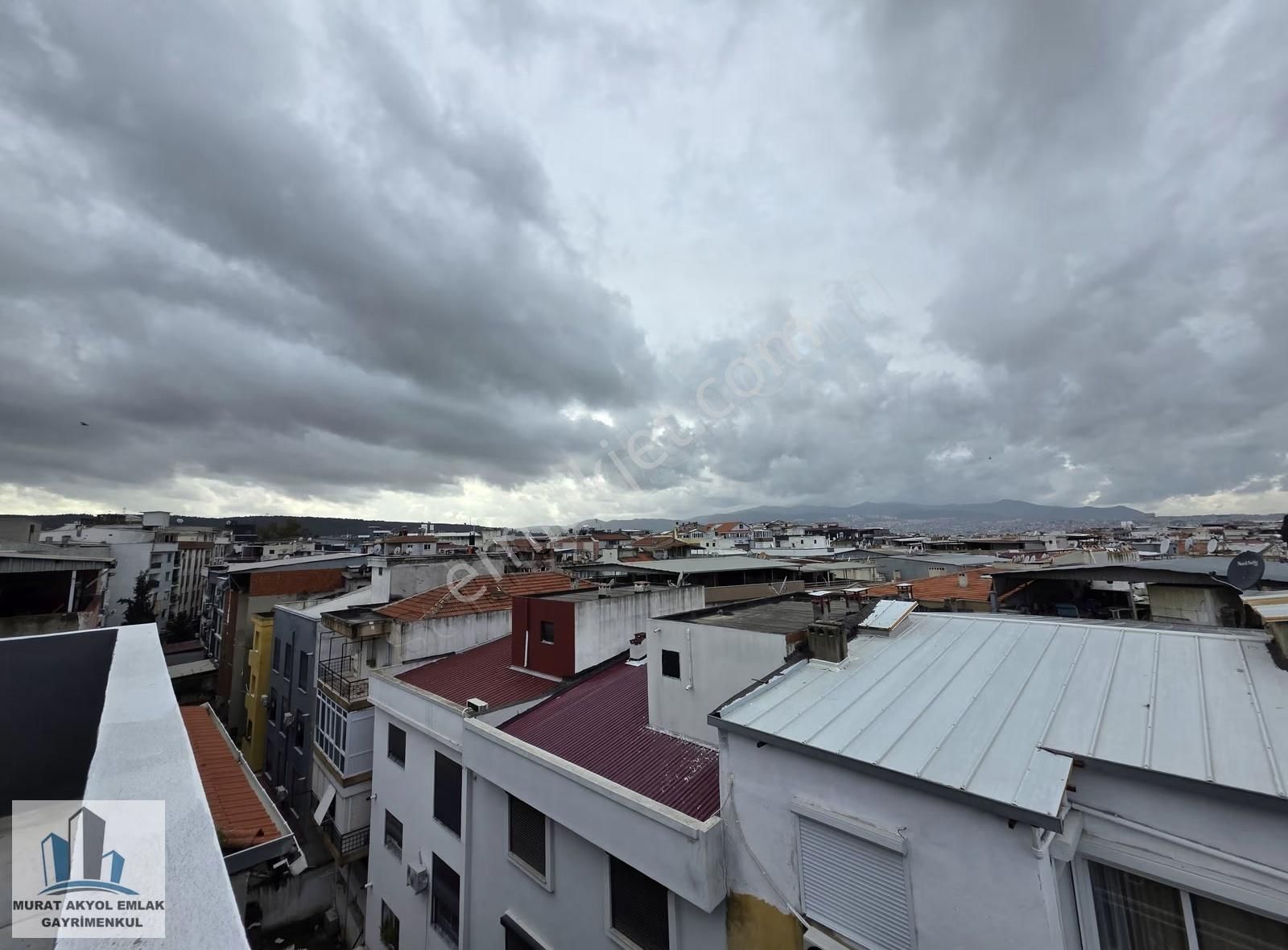 Buca Hasan Ağa Bahçesi Yakınında 1+1 Doğalgazlı Kiralık Daire - Görsel 12