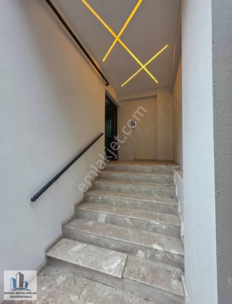 Buca Hasan Ağa Bahçesi Yakınında 1+1 Doğalgazlı Kiralık Daire - Görsel 6