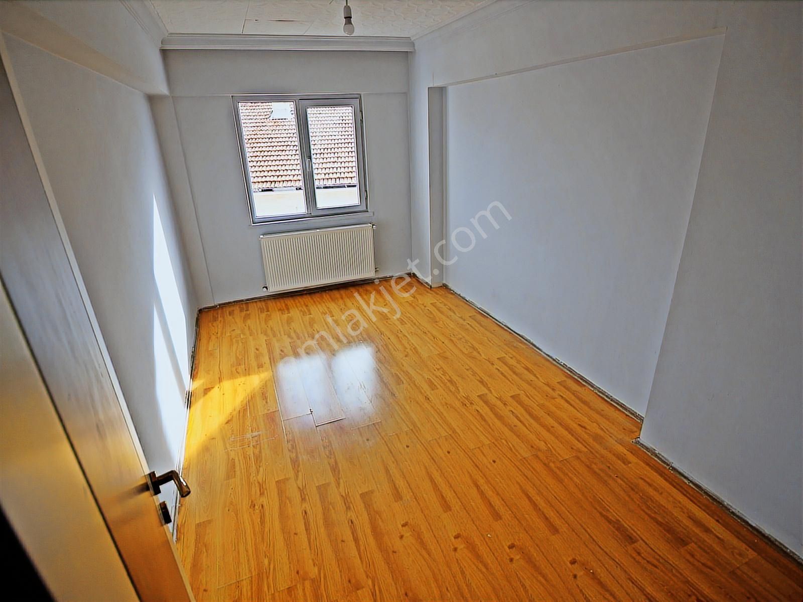 İstasyon Mh'de Şehir Manzaralı 3+1 Güney - Batı Cepheli Ara Kat - Görsel 14