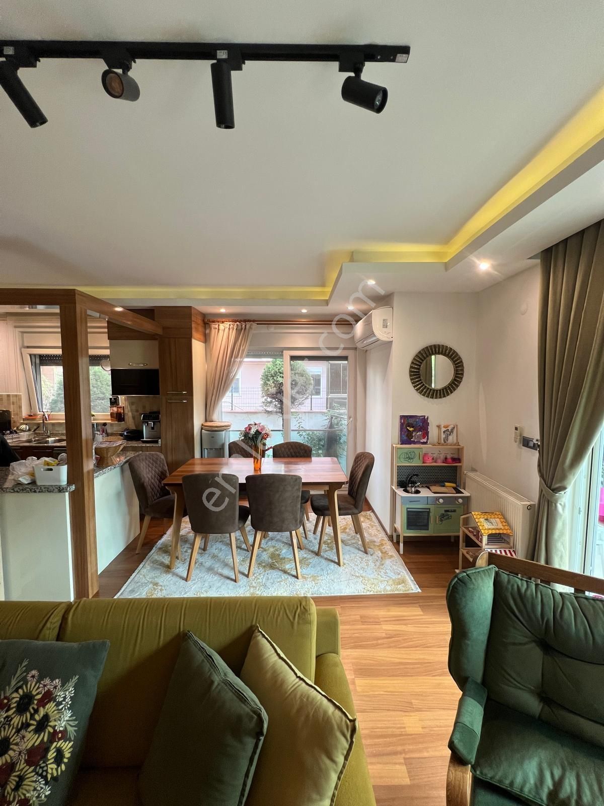 Gürsu 'da Casaba Karşısı Satılık Residence Konforunda 2+1 Daire - Görsel 9