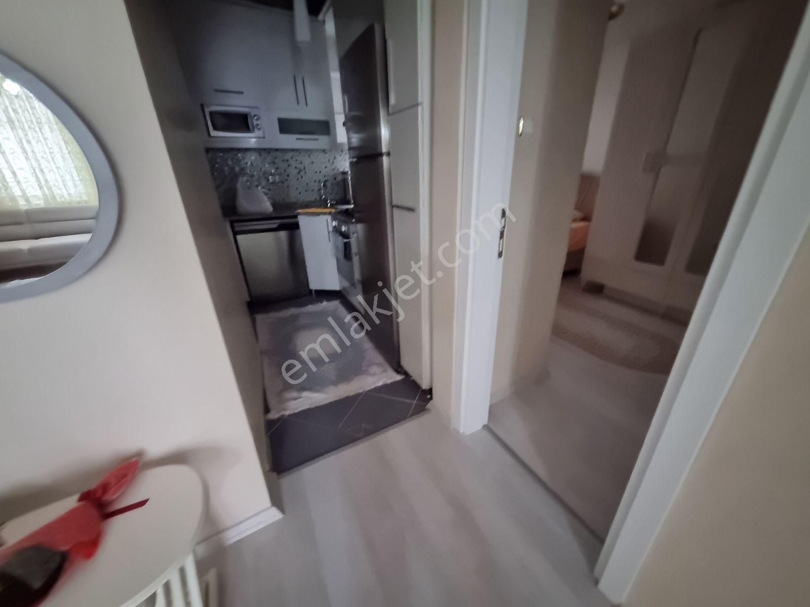 Cerrahpaşa Tıp Fakültesi Karşısı 3.kat 80mk 2+1 Ful Yapılı Temiz - Görsel 30