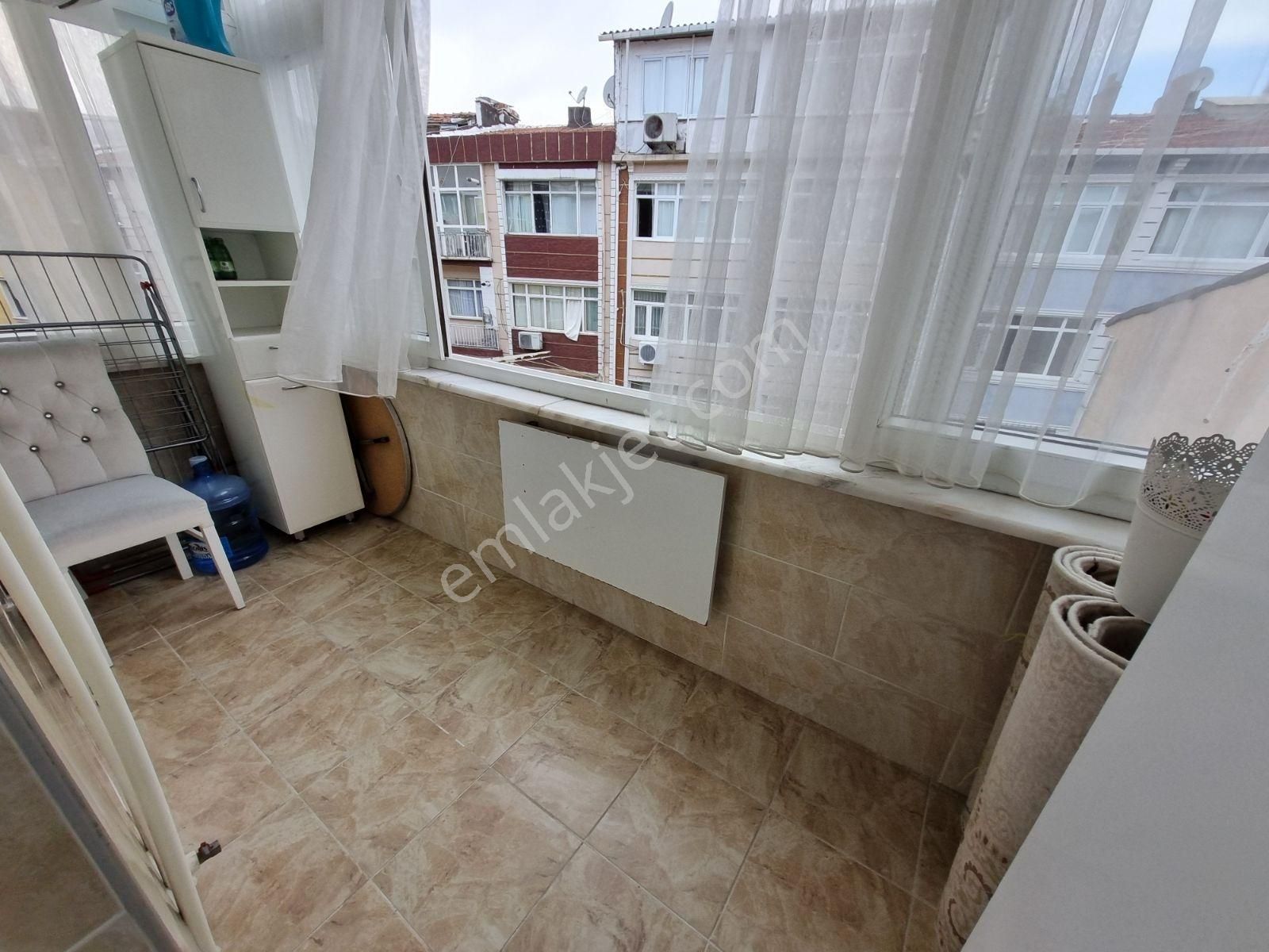 Cerrahpaşa Tıp Fakültesi Karşısı 3.kat 80mk 2+1 Ful Yapılı Temiz - Görsel 28