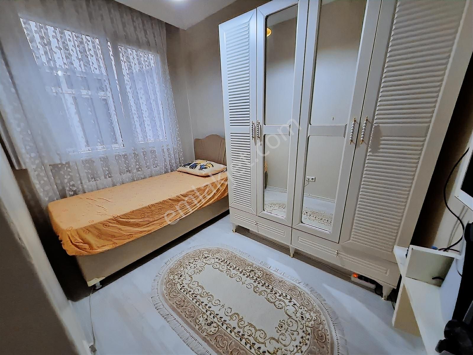 Cerrahpaşa Tıp Fakültesi Karşısı 3.kat 80mk 2+1 Ful Yapılı Temiz - Görsel 32