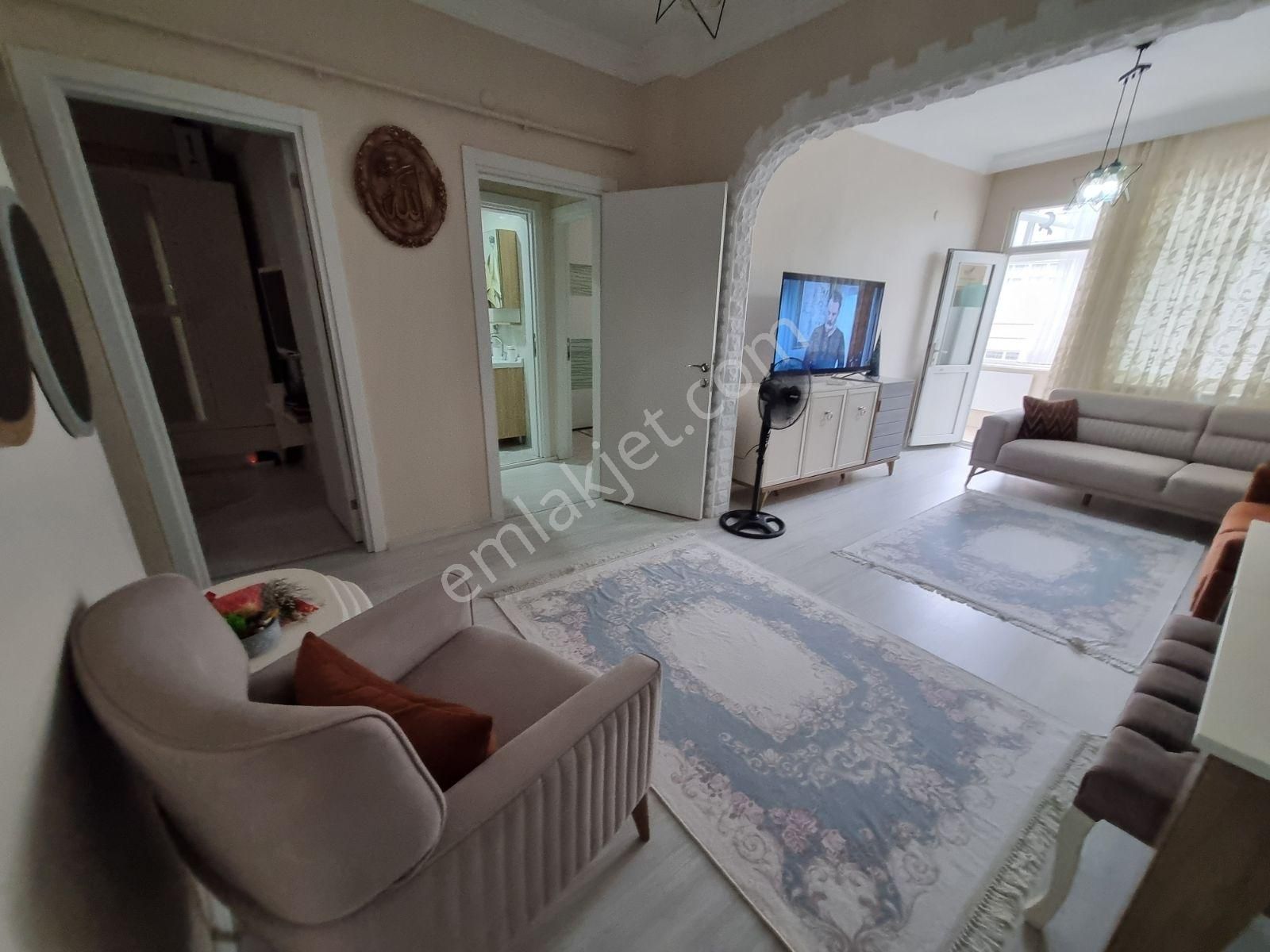 Cerrahpaşa Tıp Fakültesi Karşısı 3.kat 80mk 2+1 Ful Yapılı Temiz - Görsel 18