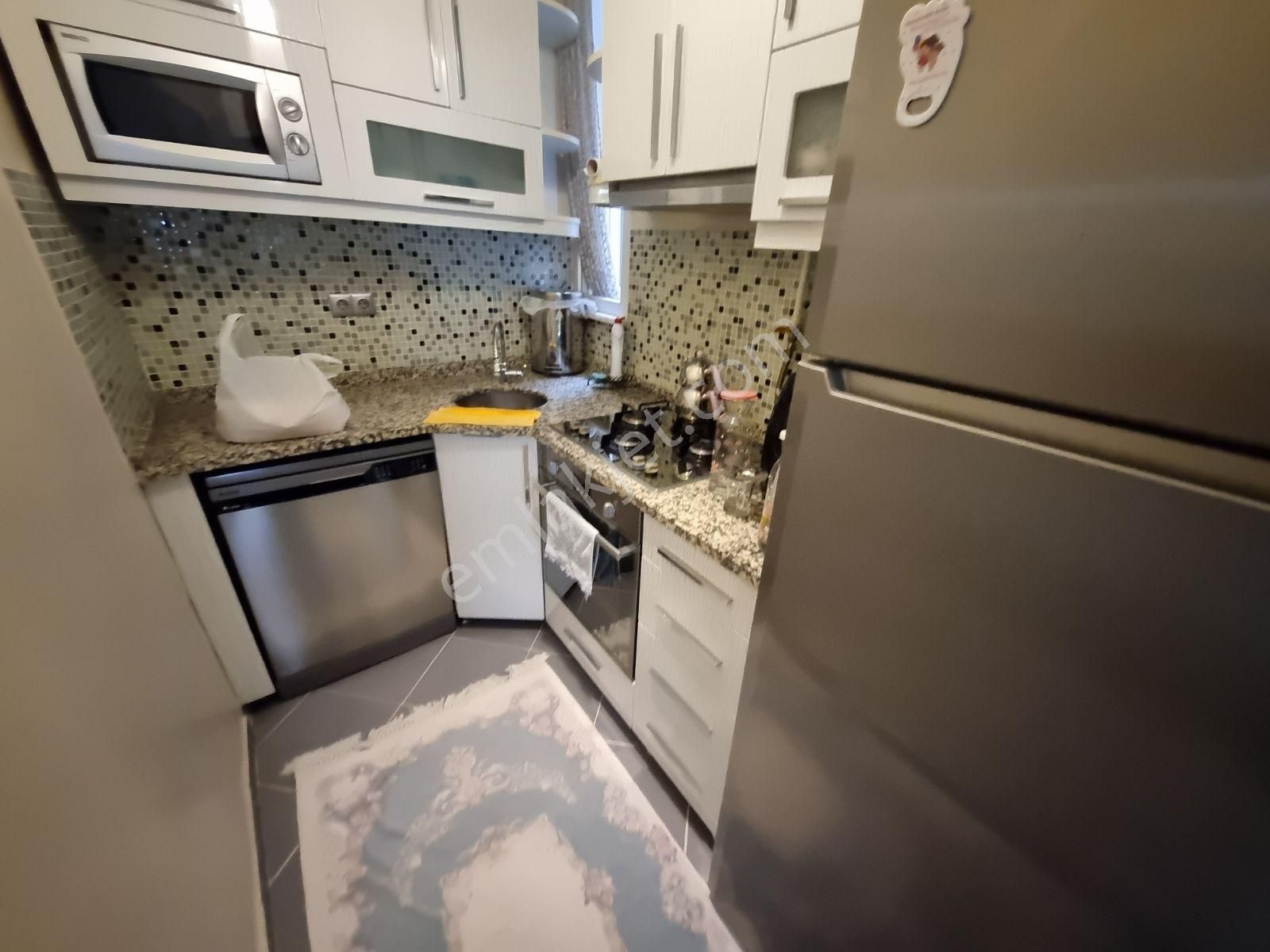 Cerrahpaşa Tıp Fakültesi Karşısı 3.kat 80mk 2+1 Ful Yapılı Temiz - Görsel 9