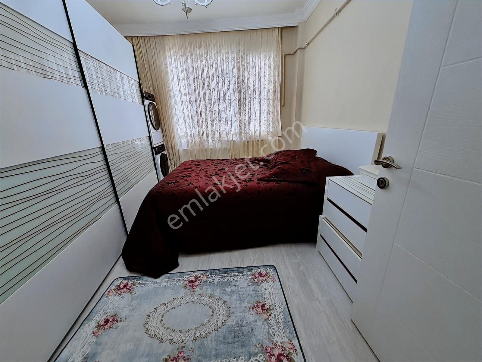 Cerrahpaşa Tıp Fakültesi Karşısı 3.kat 80mk 2+1 Ful Yapılı Temiz - Görsel 7