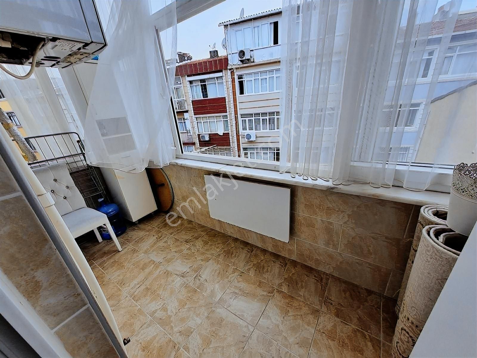 Cerrahpaşa Tıp Fakültesi Karşısı 3.kat 80mk 2+1 Ful Yapılı Temiz