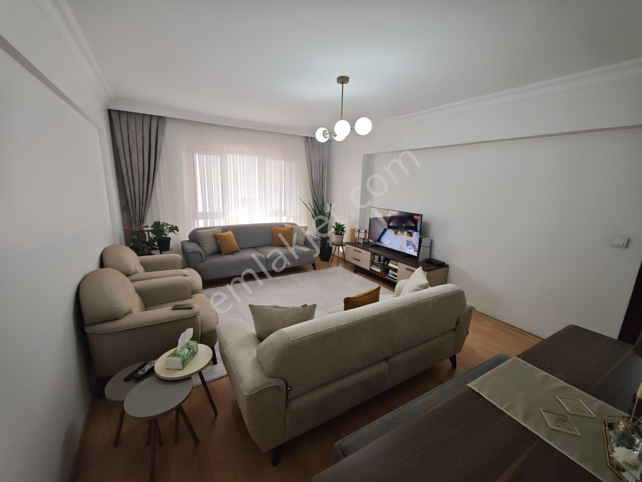 Lider Emlak'tan Güneşevlerde **merkezde** 3+1 Kiralık Daire - Görsel 3
