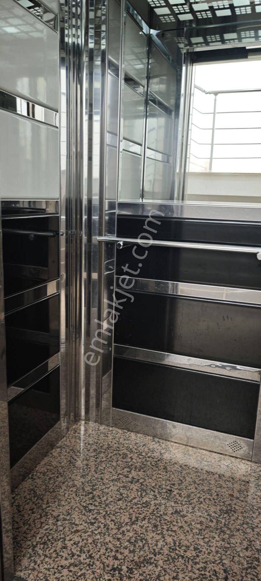 Lider Emlak'tan Güneşevlerde **merkezde** 3+1 Kiralık Daire - Görsel 35