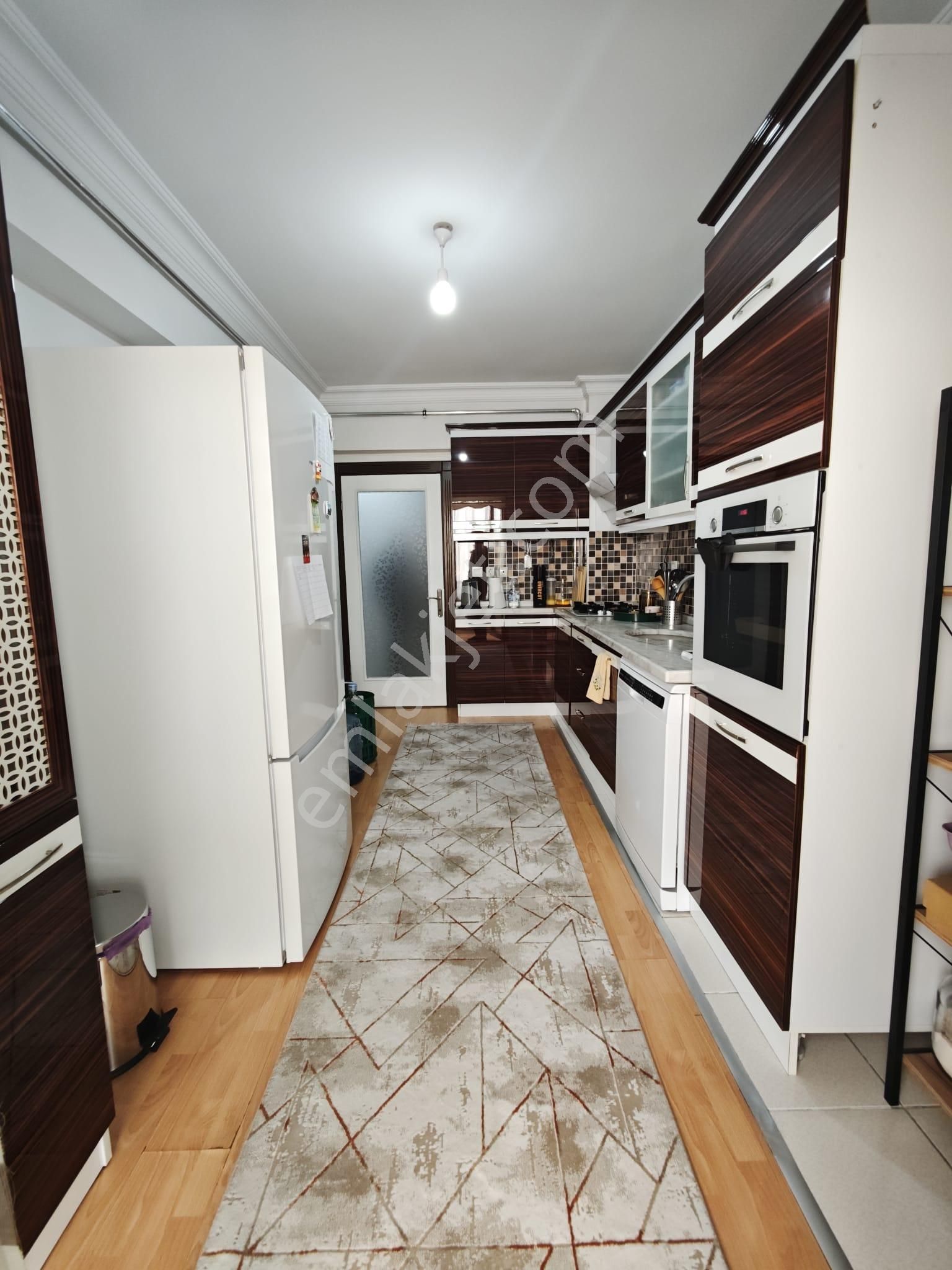 Lider Emlak'tan Güneşevlerde **merkezde** 3+1 Kiralık Daire - Görsel 11