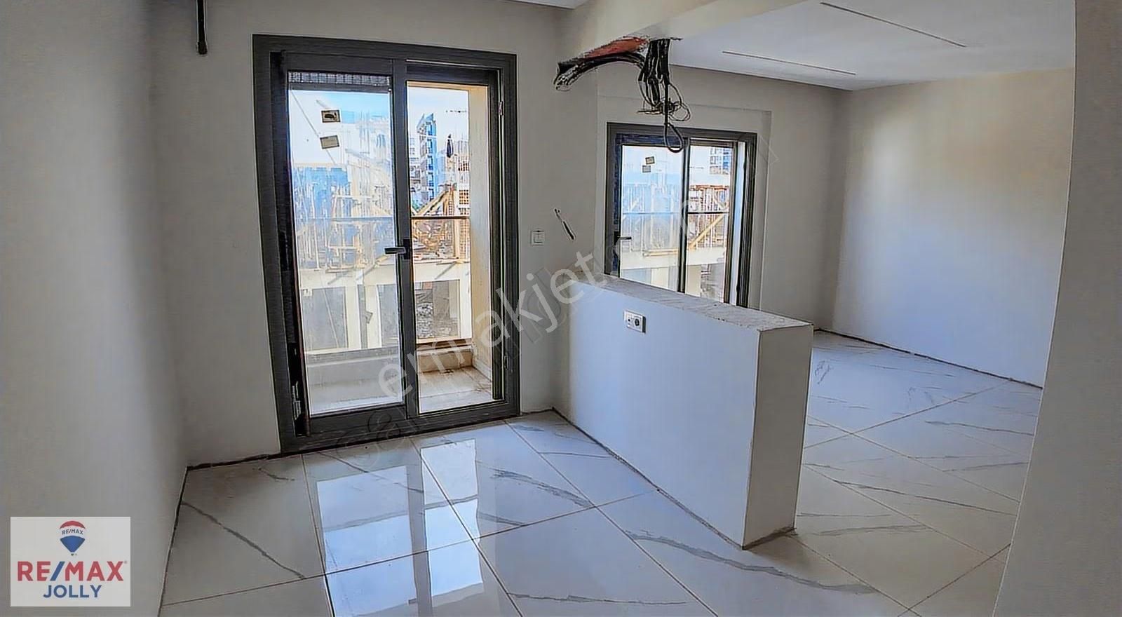 Dokuz Çeşmeler Meydan Sıfır 2+1 Dubleks Daire - Görsel 5