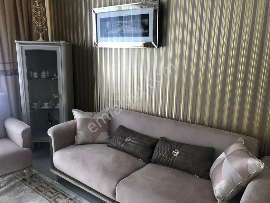 Güven Emlak Tan Şafak Rezidans Da Eşyasız Ara Kat 2+1 Daire - Görsel 3