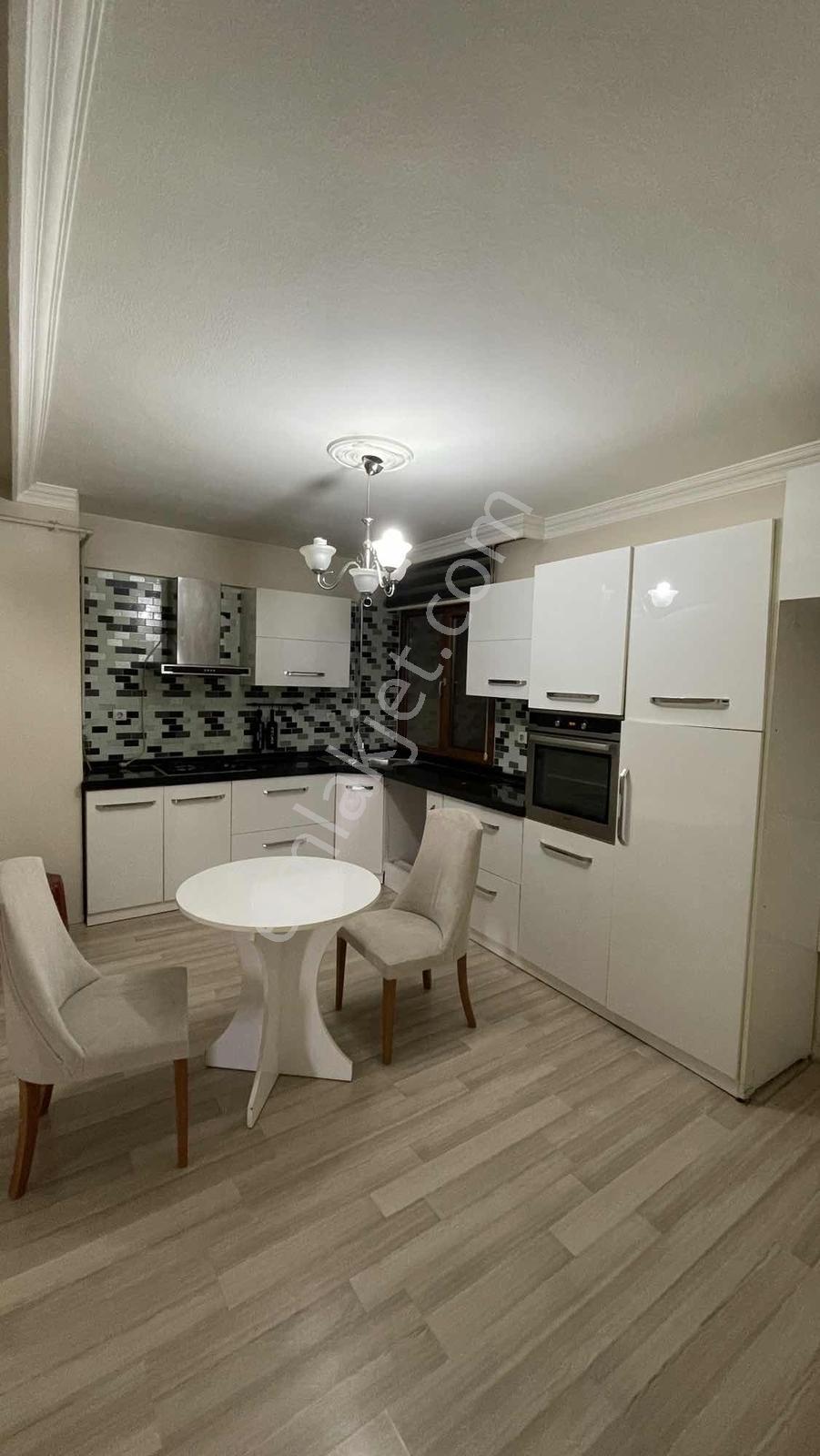 İnegöl Merkezde Kiralık 3+1 160m Cadde Üstü Arakat Daire - Görsel 11