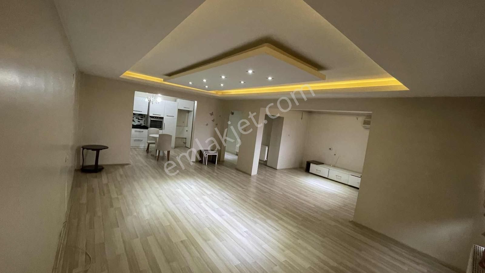 İnegöl Merkezde Kiralık 3+1 160m Cadde Üstü Arakat Daire - Görsel 7