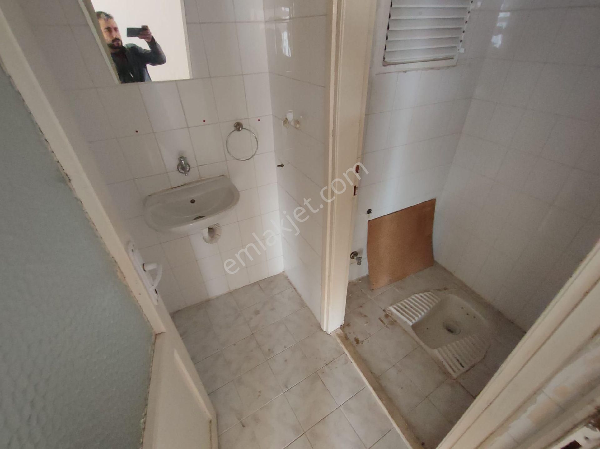 Mavi Bulvr Üzeri Şehitler Parkı Civ Az Katlı 3+1 Geniş Cazip Daire - Görsel 13