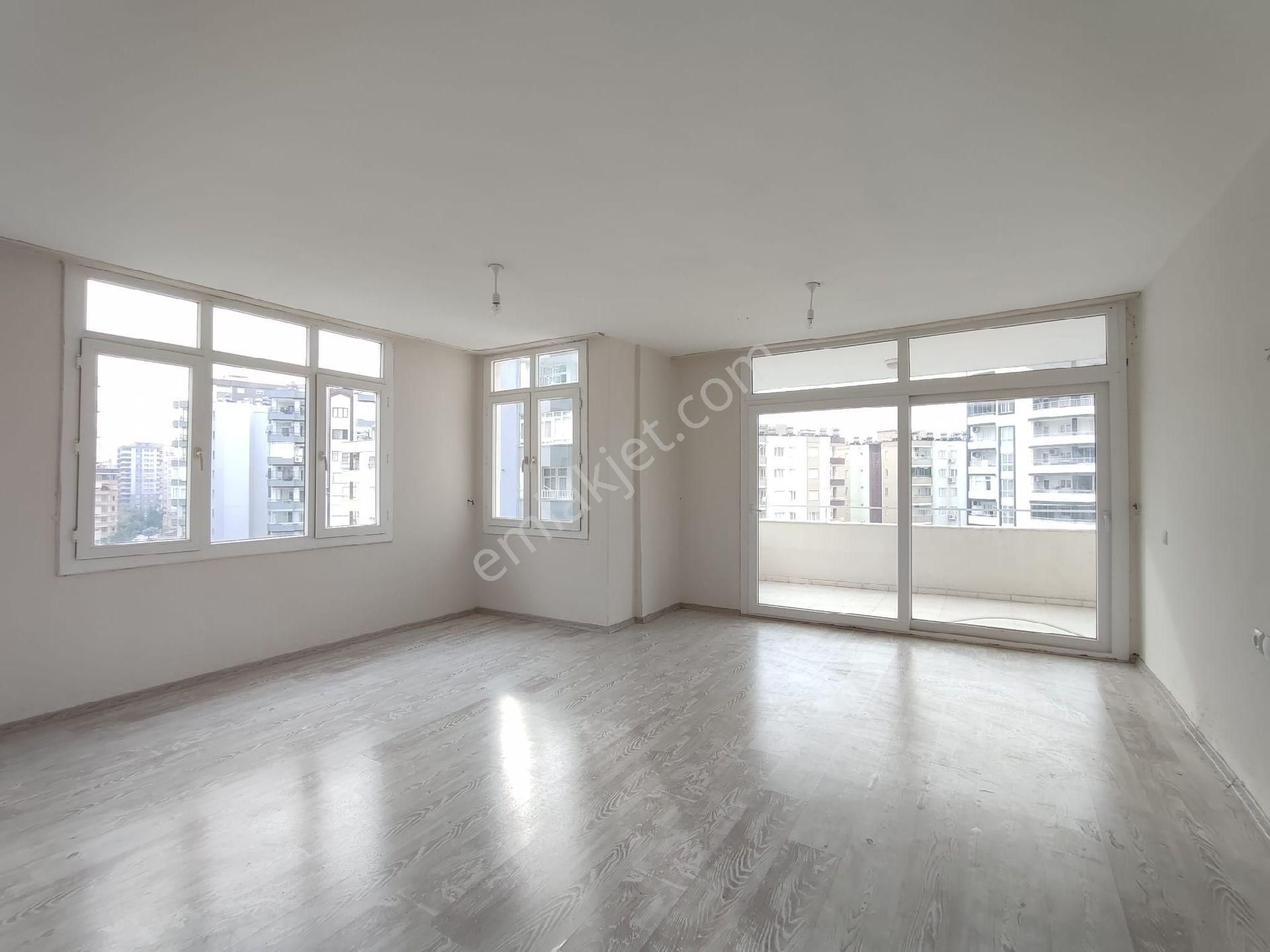 Mavi Bulvr Üzeri Şehitler Parkı Civ Az Katlı 3+1 Geniş Cazip Daire - Görsel 3