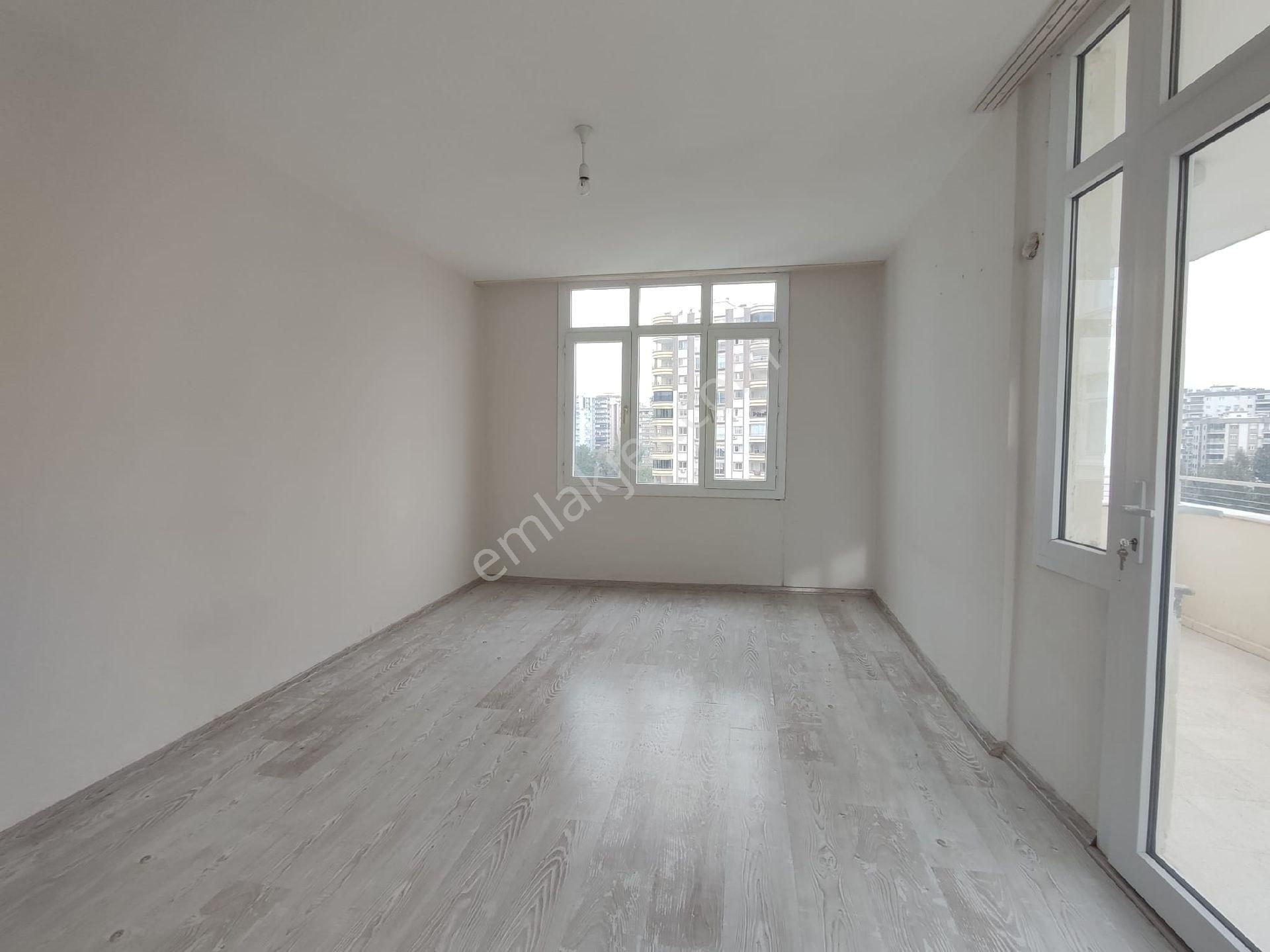 Mavi Bulvr Üzeri Şehitler Parkı Civ Az Katlı 3+1 Geniş Cazip Daire - Görsel 31