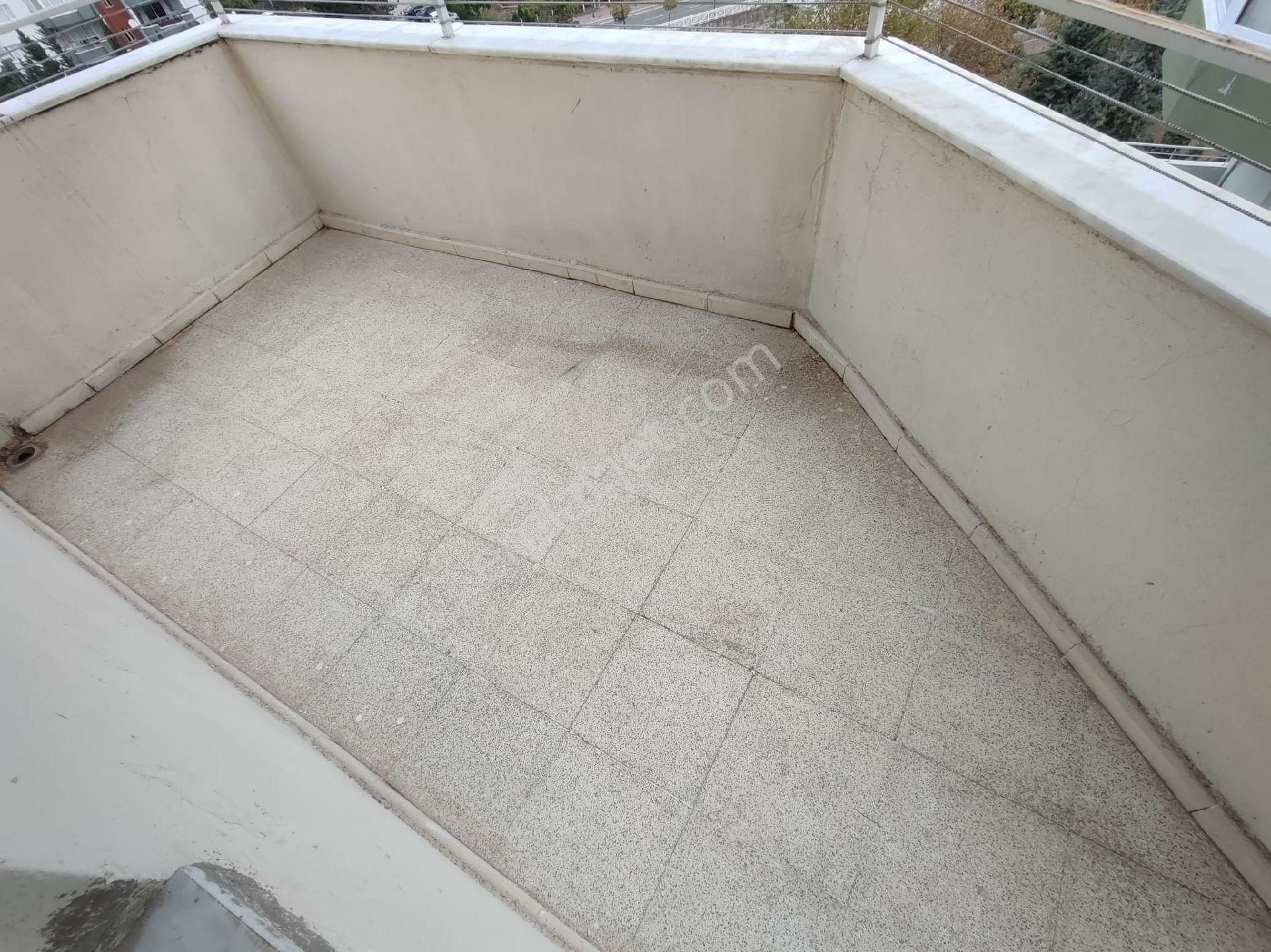 Mavi Bulvr Üzeri Şehitler Parkı Civ Az Katlı 3+1 Geniş Cazip Daire - Görsel 18