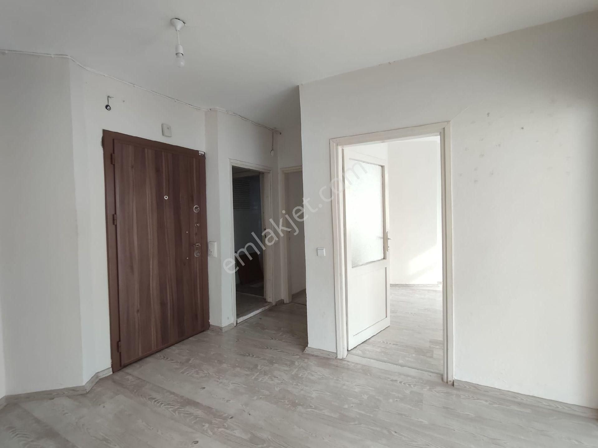 Mavi Bulvr Üzeri Şehitler Parkı Civ Az Katlı 3+1 Geniş Cazip Daire - Görsel 23