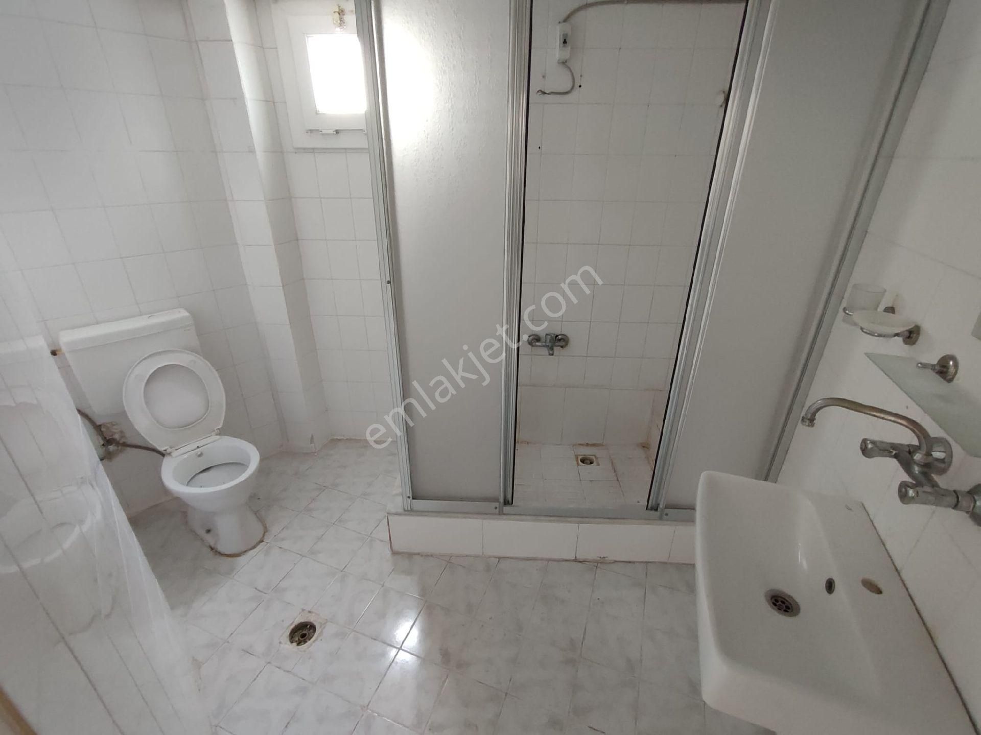 Mavi Bulvr Üzeri Şehitler Parkı Civ Az Katlı 3+1 Geniş Cazip Daire - Görsel 15