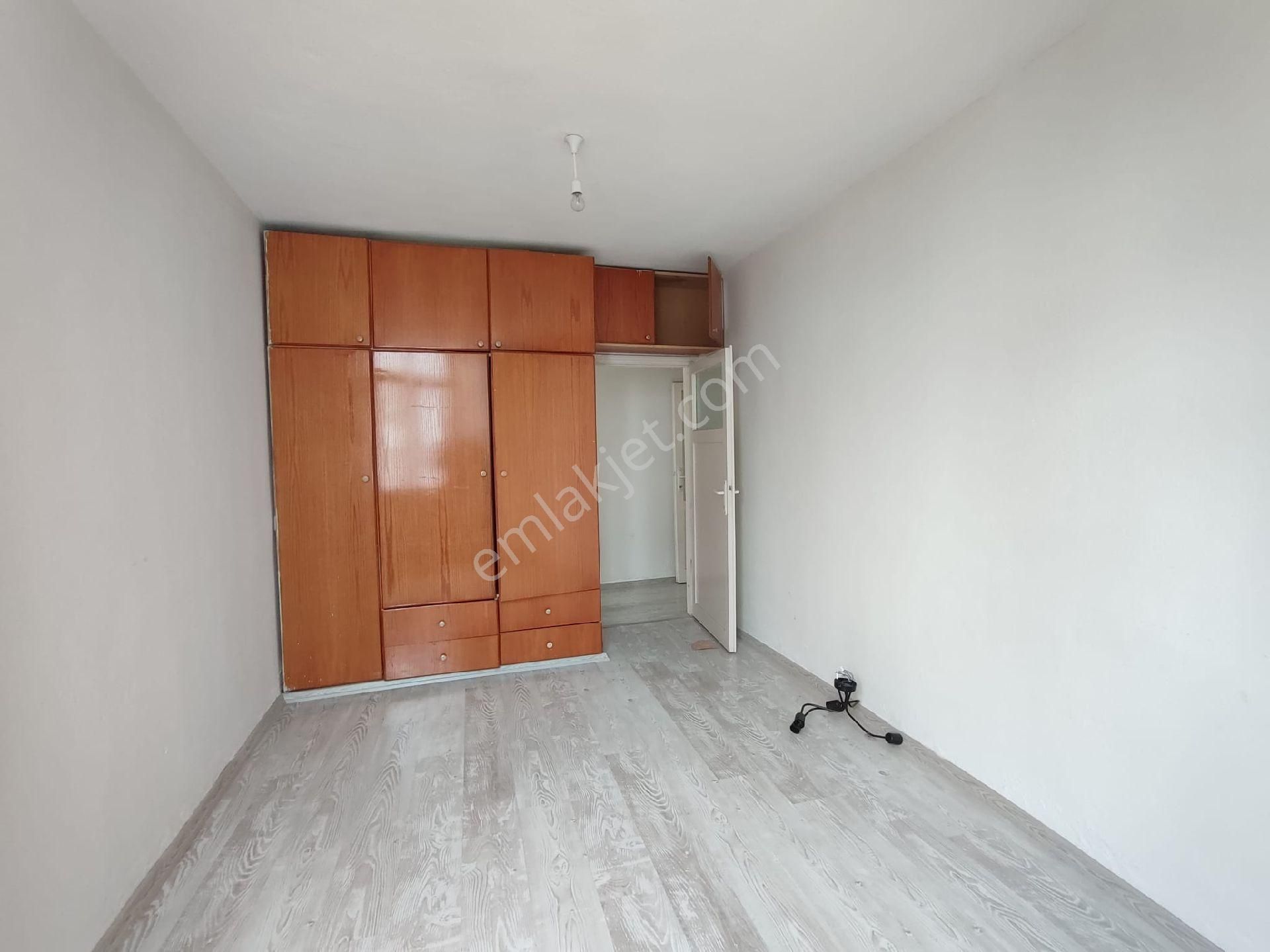 Mavi Bulvr Üzeri Şehitler Parkı Civ Az Katlı 3+1 Geniş Cazip Daire - Görsel 14