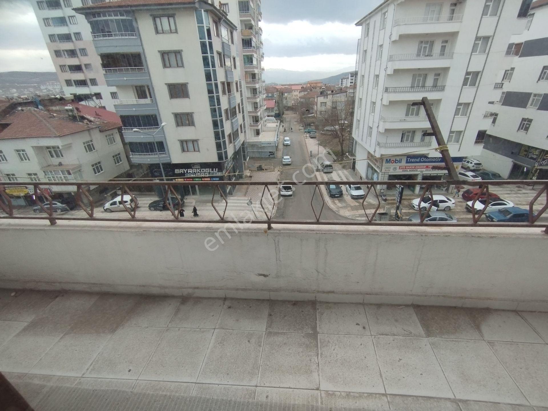 Alihan G.m.den Kırklar Mah.de Alirıza Septioğlu Cad.de Asansörlü 3+1 Satılık Daire - Görsel 12