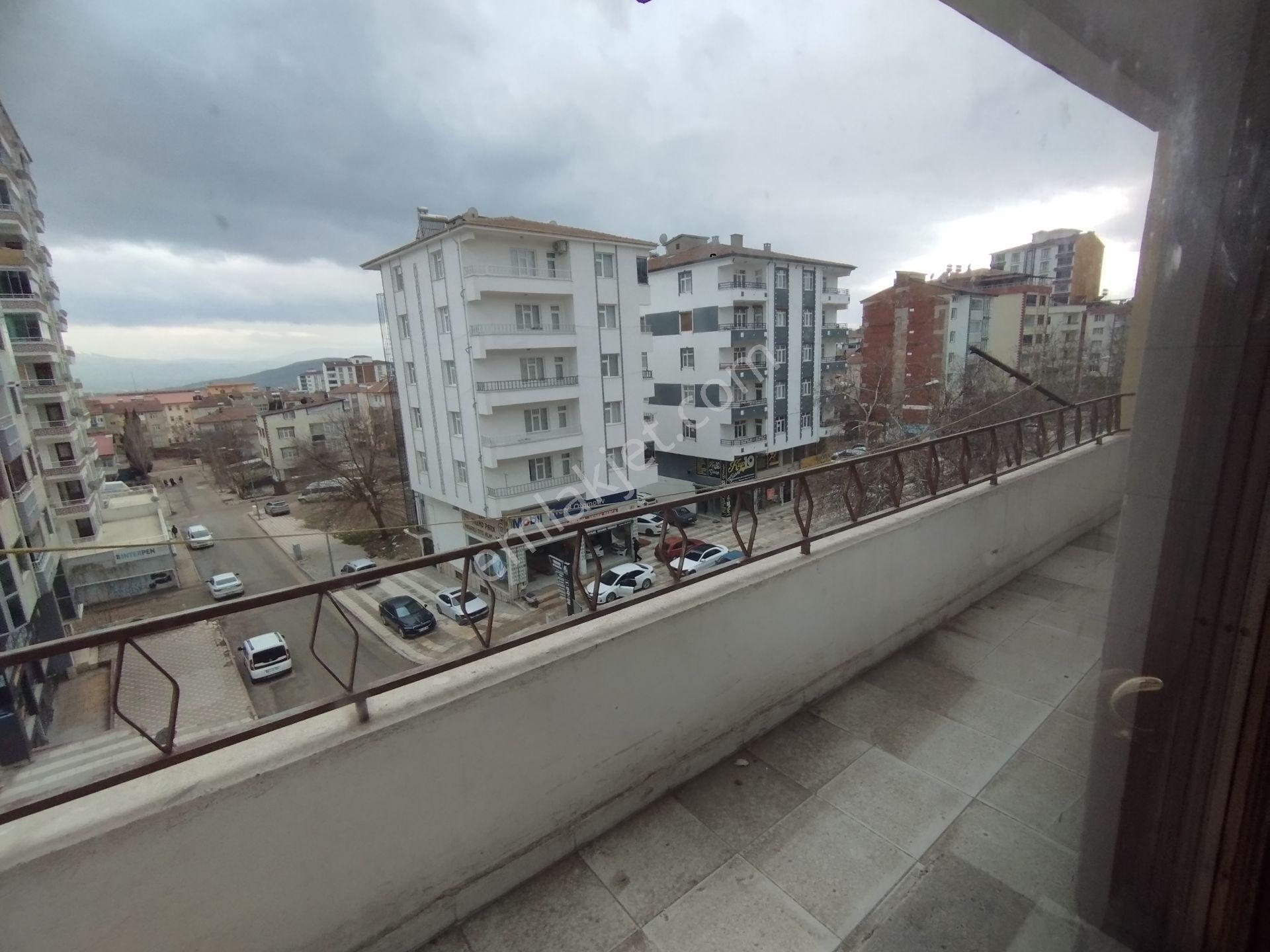 Alihan G.m.den Kırklar Mah.de Alirıza Septioğlu Cad.de Asansörlü 3+1 Satılık Daire - Görsel 11