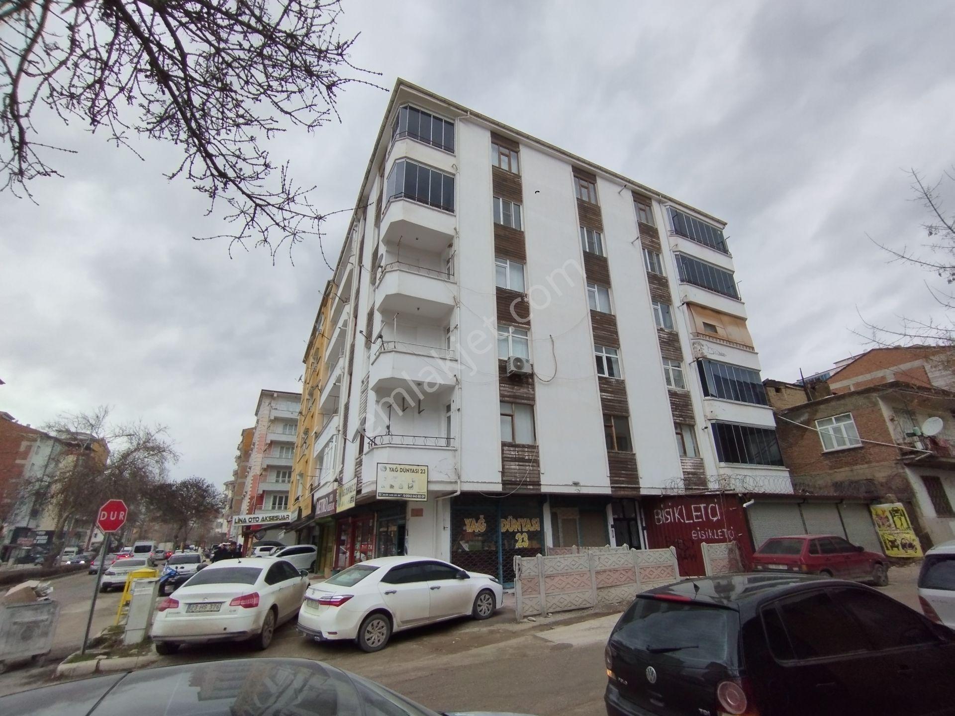 Alihan G.m.den Kırklar Mah.de Alirıza Septioğlu Cad.de Asansörlü 3+1 Satılık Daire - Görsel 22