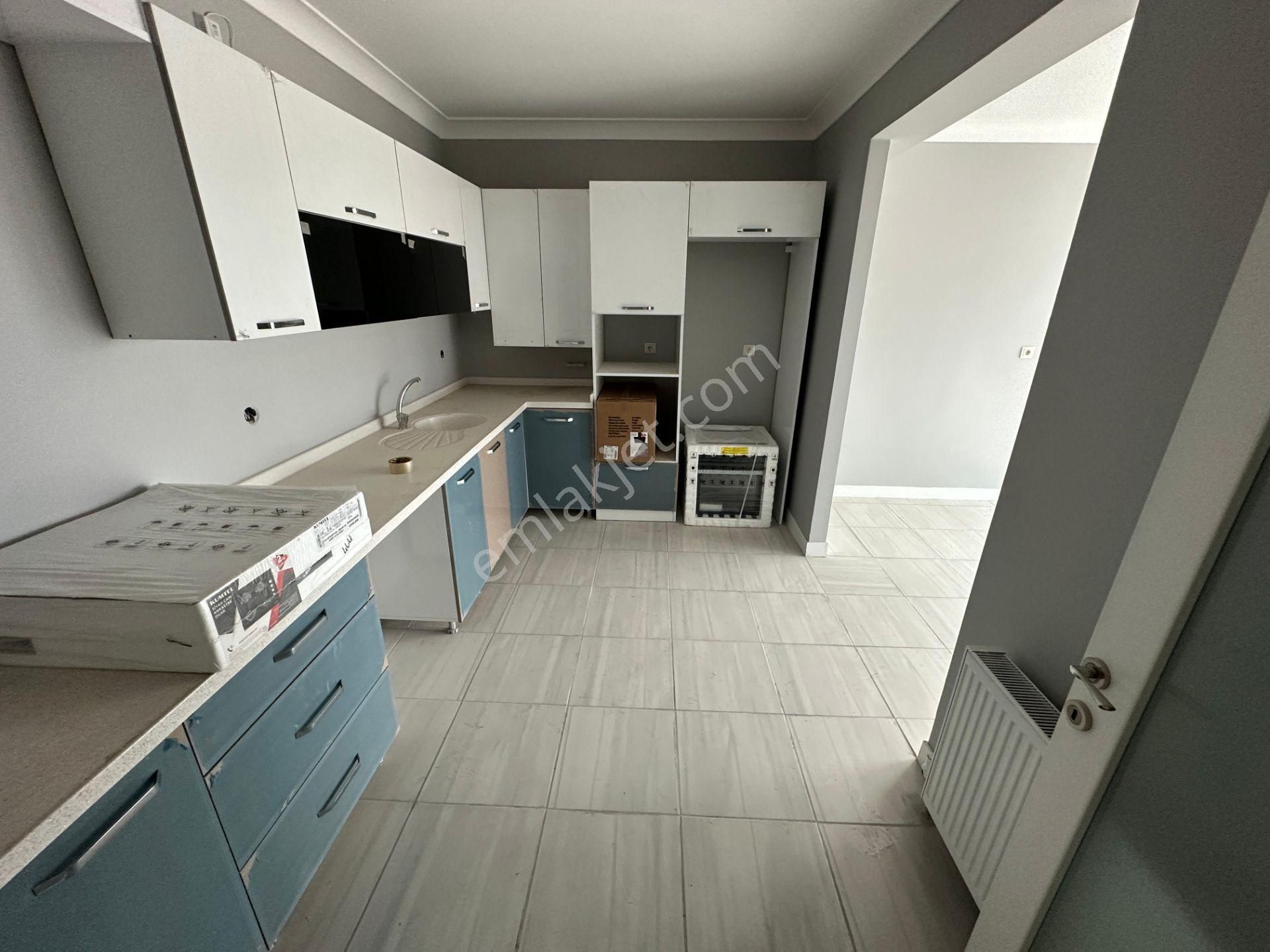 Özçelikler'den Site İçinde Ankara Manzaralı 3,5+1 Kiralık Daire - Görsel 14