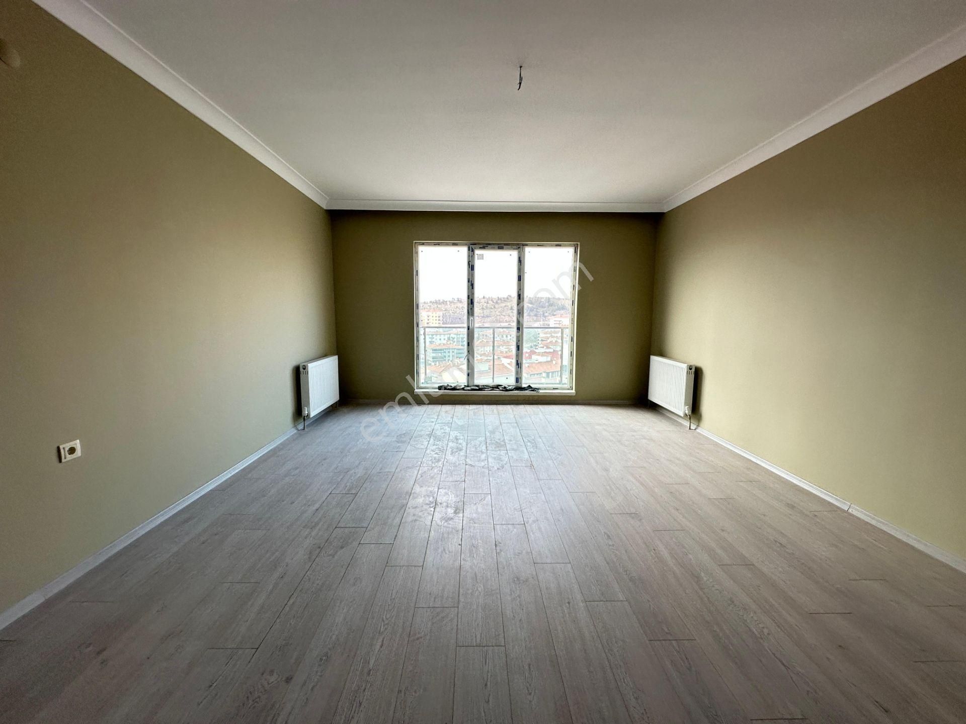 Özçelikler'den Site İçinde Ankara Manzaralı 3,5+1 Kiralık Daire - Görsel 11