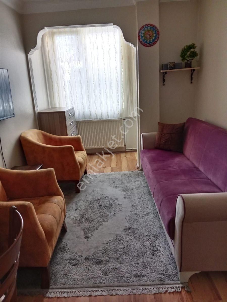 Üsküdar Yavuztürk Mah 1+1 Kombili Kiralık Daire