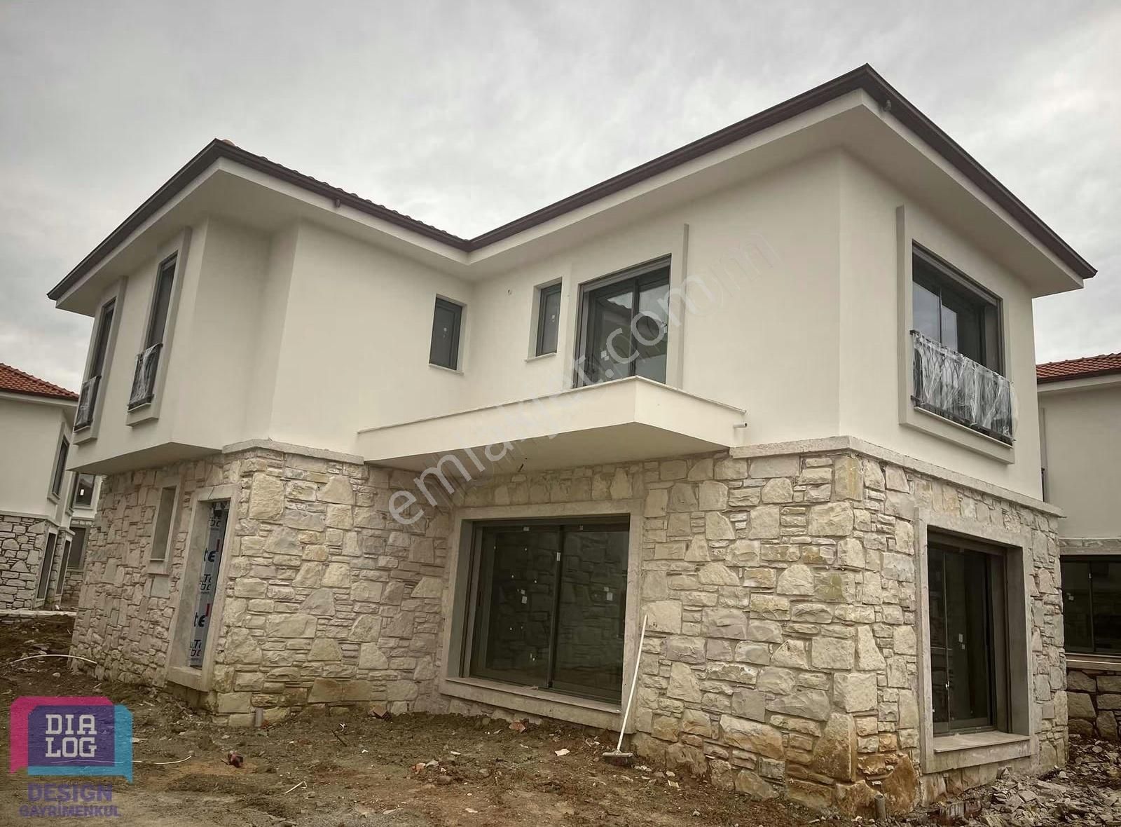 Seferıhısarda Doğanın İçinde Satılık Villa - Görsel 4