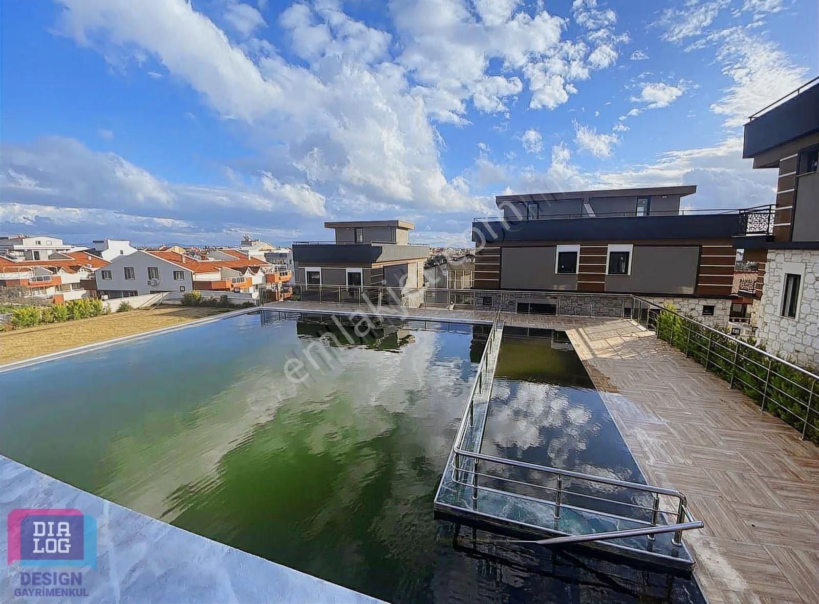 Çandarlı'da Deniz Manzaralı 3+1 Triplex Villa - Görsel 5