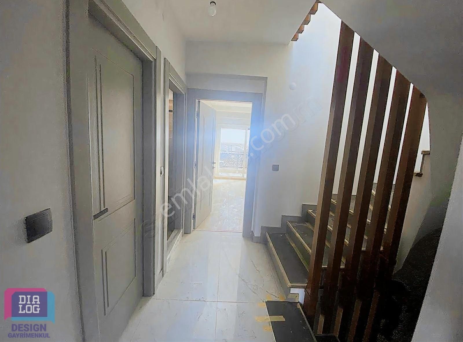 Çandarlı'da Deniz Manzaralı 3+1 Triplex Villa - Görsel 7