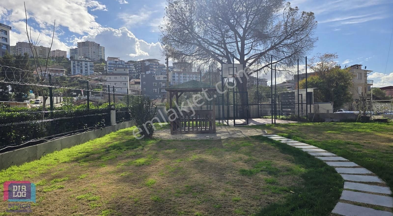 Ulukent Bediha Hanım Sitesi'nde Havuz Cepheli 3+1 Köşe Daire - Görsel 26