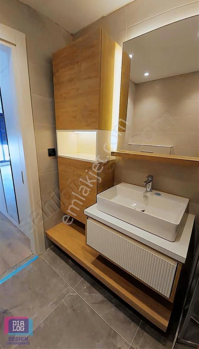 Ulukent Bediha Hanım Sitesi'nde Havuz Cepheli 3+1 Köşe Daire - Görsel 4