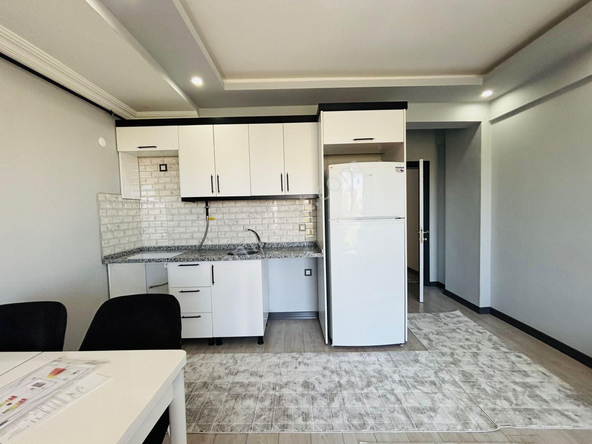 Güven'den Çerkezköy'de Full Eşyalı Ön Cephe Kiralık 1+1 Daire - Görsel 11